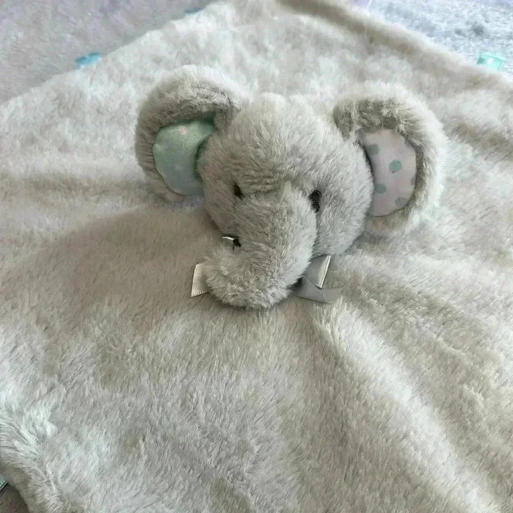 🐥 Grey elephant lovey cuddle  blanket with satin tabs